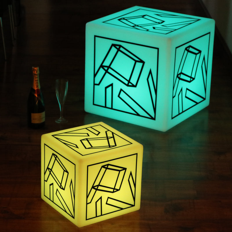 Cube Lumineux LED sur Mesure avec Logo, Panneau Illuminé Carré Sans Fil Multicolore, Caisson Lumineux Personnalisable pour Cérémonie de Prix