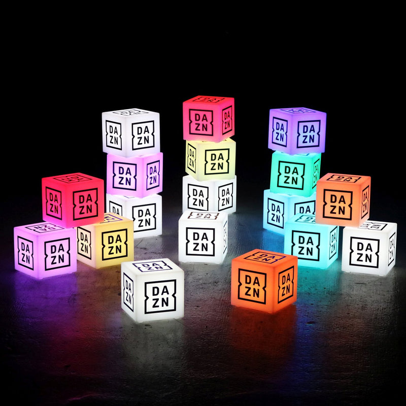 Cube Lumineux LED sur Mesure avec Logo, Panneau Illuminé Carré Sans Fil Multicolore, Caisson Lumineux Personnalisable pour Cérémonie de Prix