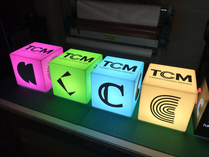 Lampe Personnalisée Logo, Enseigne Lumineuse, Cube LED Tabouret Table Estampillé, Boîte Éclairée Sans Cadre Événement Professionnel, Expo Salon