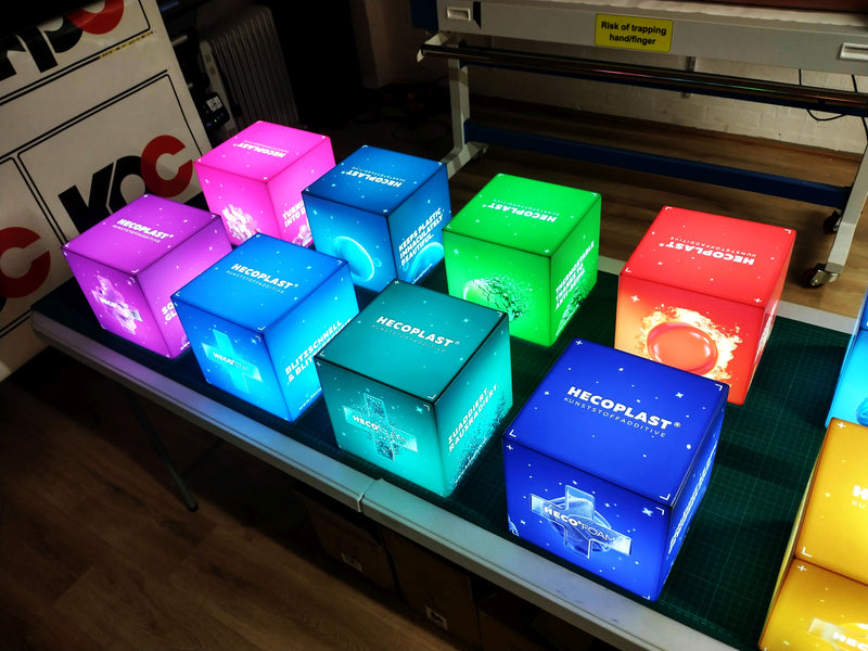 Lampe Personnalisée Logo, Enseigne Lumineuse, Cube LED Tabouret Table Estampillé, Boîte Éclairée Sans Cadre Événement Professionnel, Expo Salon