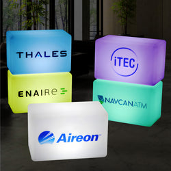 Caisson Lumineux Personnalisé avec Logo, Enseigne Lumineuse, Banc Tabouret Cube Lumineux LED, Panneau Sans Cadre Estampillé pour Exposition, Salon