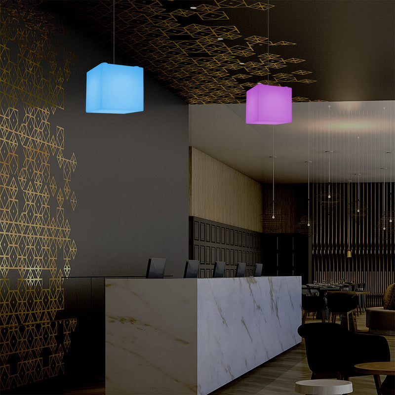 Suspension Cube, plafonnier moderne RGB 15cm avec changement de couleur et télécommande