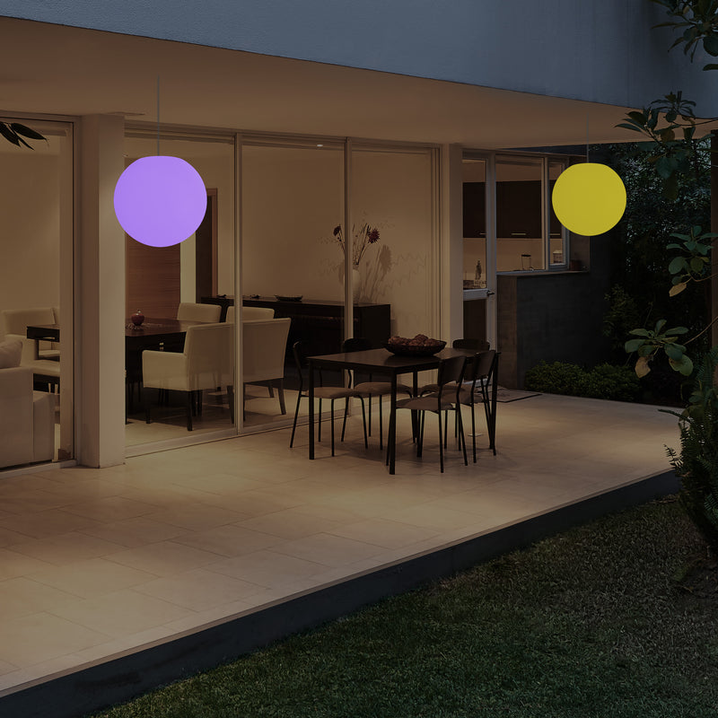 Lampe suspendue à LED patio jardin sur le secteur Lampe suspendue en forme de sphère taille 20cm RGB