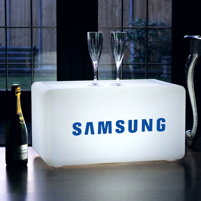 Meuble lumineux personnalisé Banc illuminé Objet LED sans fil affichage promotionel Tabouret Chaise